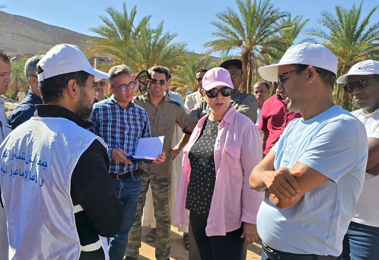 Tata : La Directrice Générale de l'ANDZOA visite les oasis touchées par les récentes pluies. 1 vis 0930202413353357