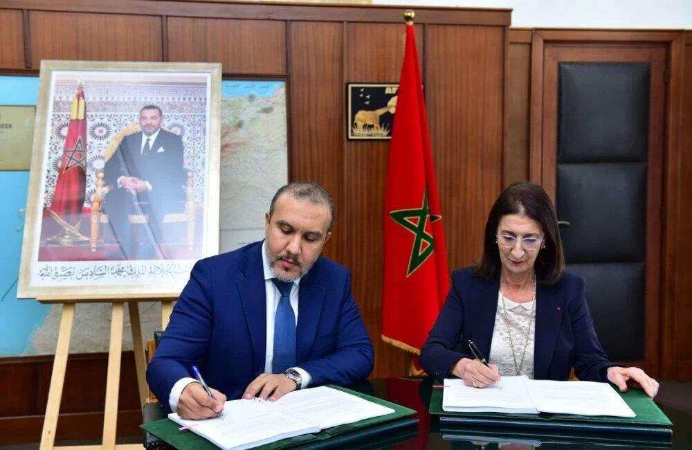 Signature d'un contrat de transport de gaz naturel entre l'ONHYM et l'ONEE 1 vis 1022202411510998