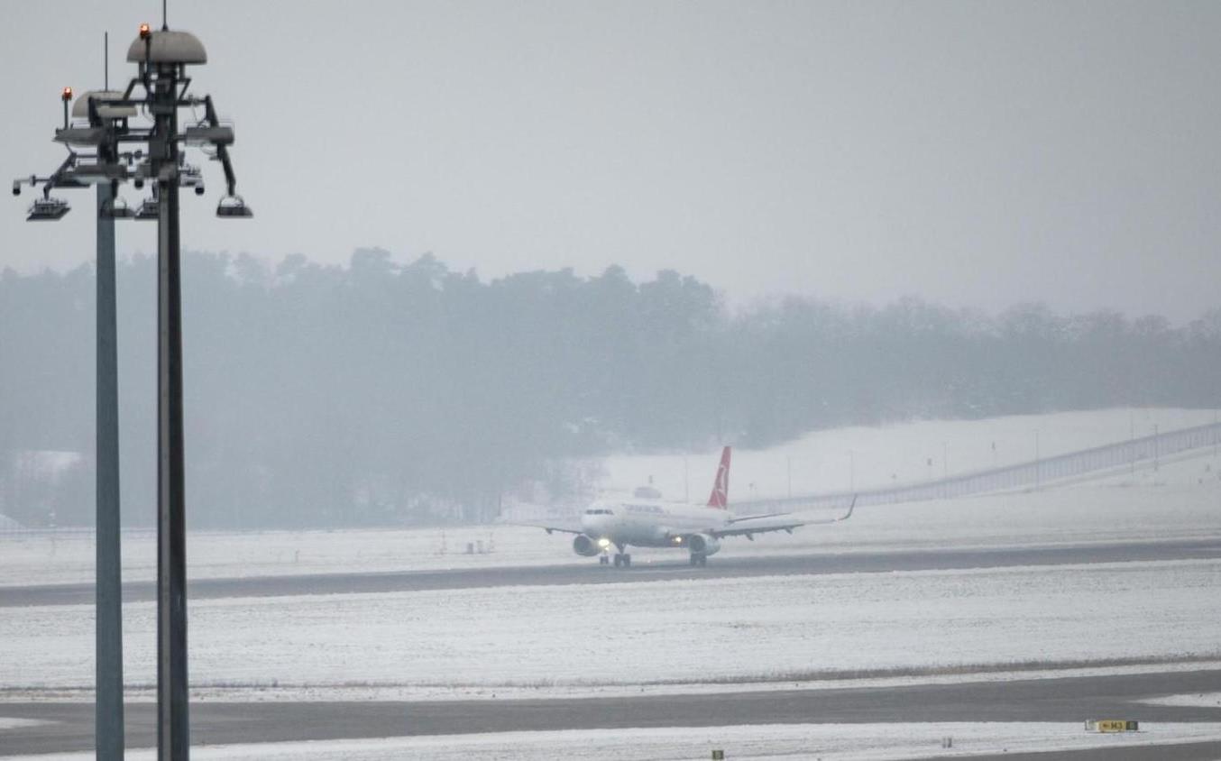Toutes les vols au départ de l’aéroport de Berlin annulés en raison des conditions météorologiques