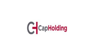cap holding logo